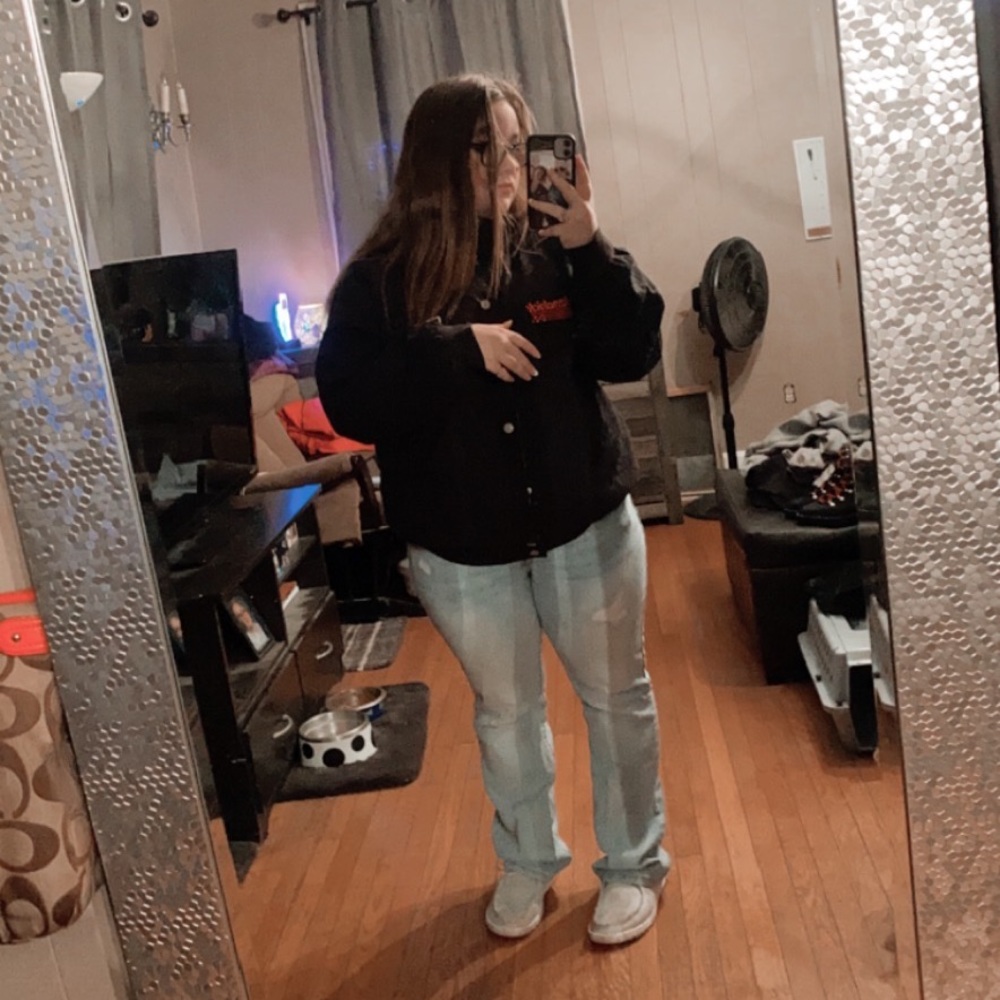 Meet your Posher, Tori